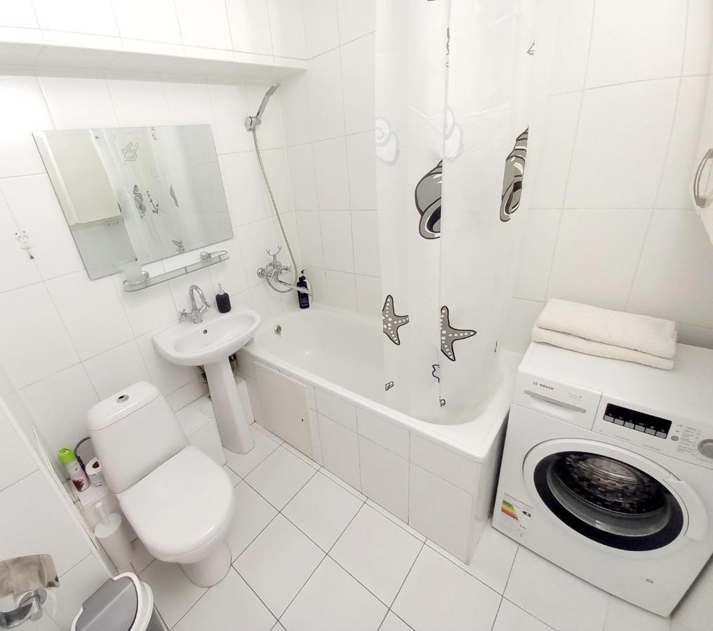 אלמטי "Картина Горных Вершин" Квартира- "Mountain View" Apartment מראה חיצוני תמונה